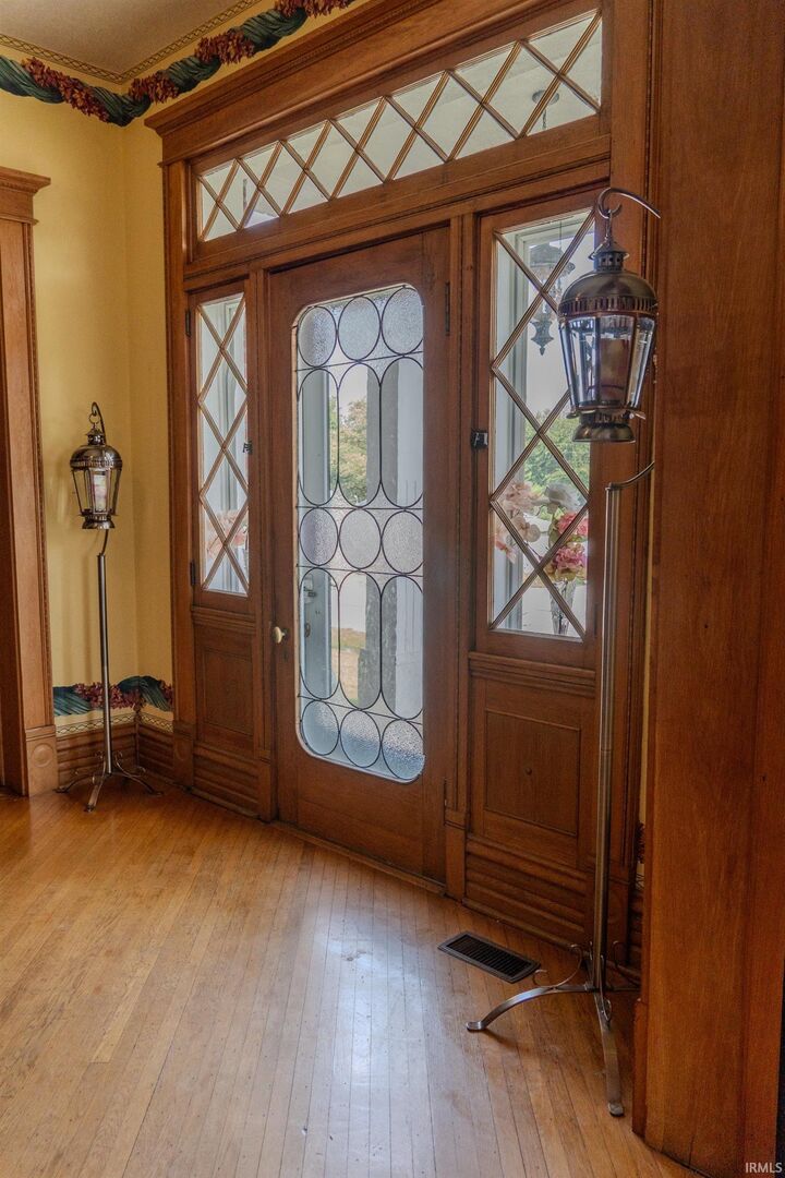 Property Photo:  501 E Main Street  IN 47553 