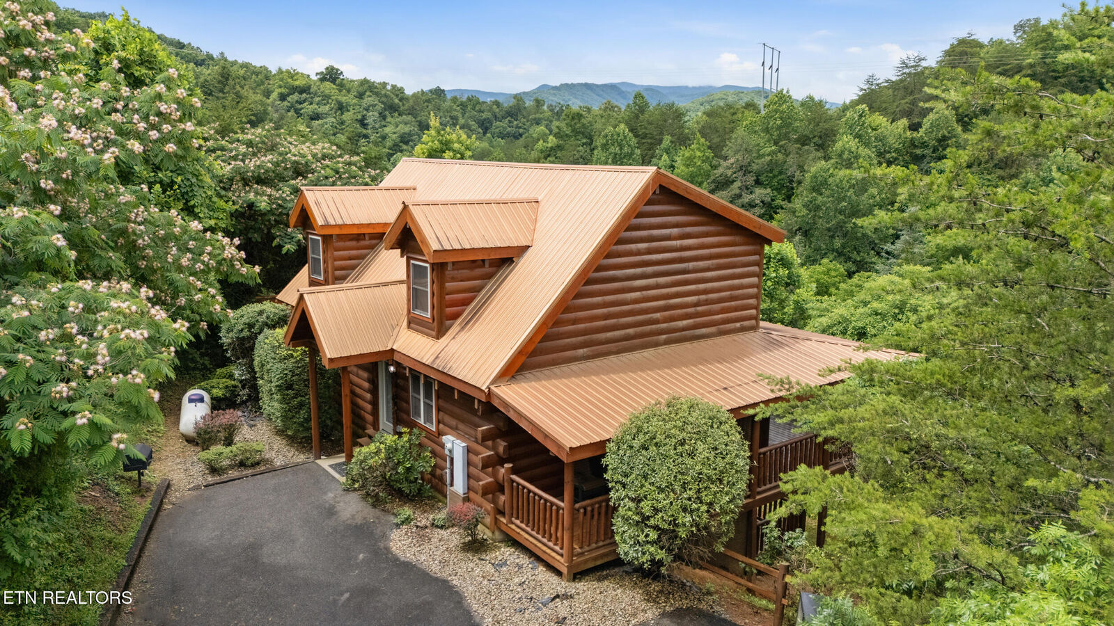 Property Photo:  4420 Shangrila Way  TN 37876 