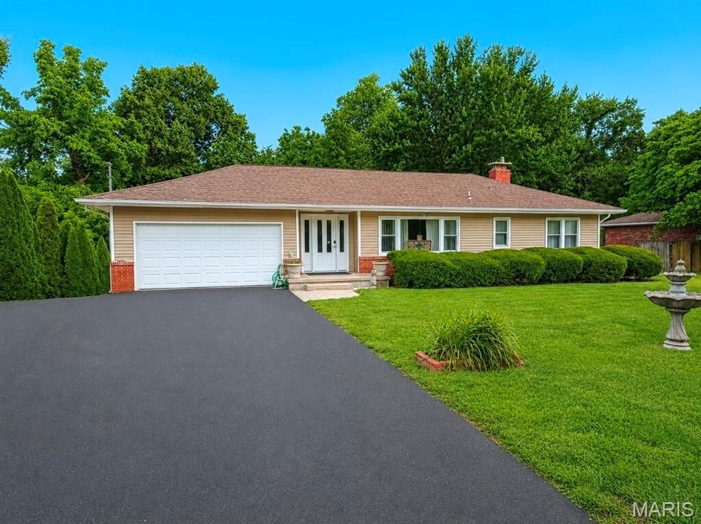 Property Photo:  269 Westwood Place  IL 62024 