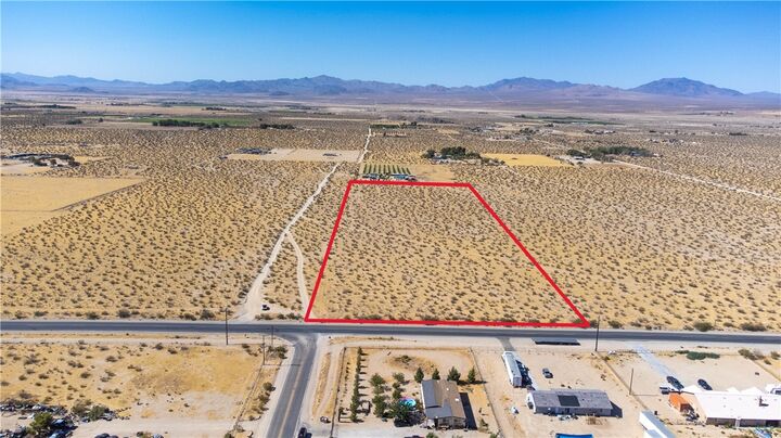 Property Photo:  247 Old Woman Springs  CA 92356 