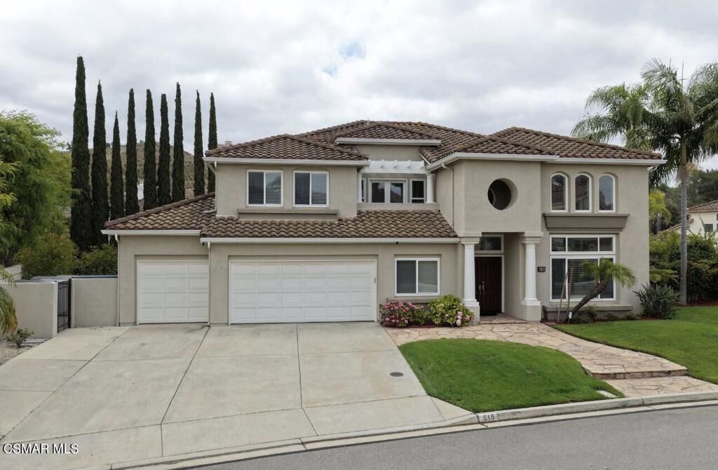Property Photo:  515 Chippendale Avenue  CA 93065 