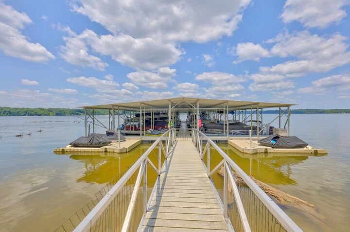 Property Photo:  105 Tanasi Shr S  TN 37066 