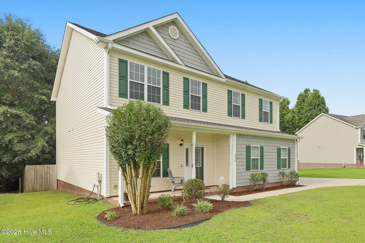 Property Photo: 204 Bell Ridge Lane NC 28539