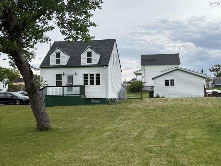 Property Photo: 3515 Bay Avenue NS B1H 2P2