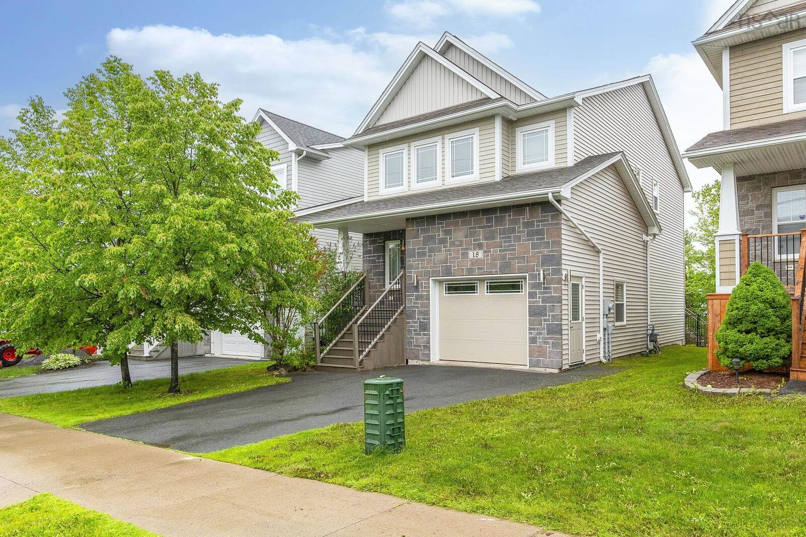 Property Photo: 18 Larkview Terrace NS B4B 0P2