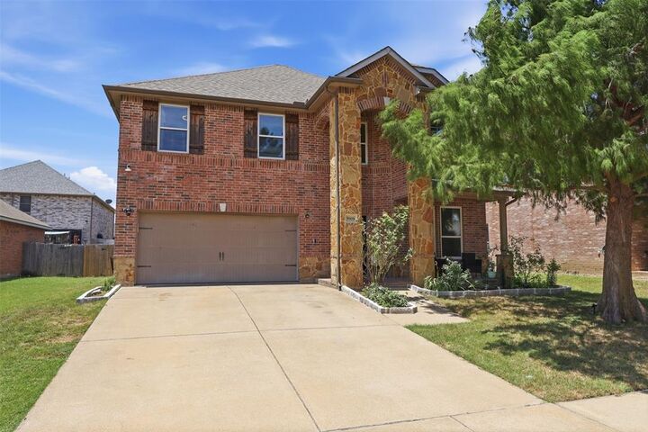 Property Photo: 5909 Deck House Road TX 76179