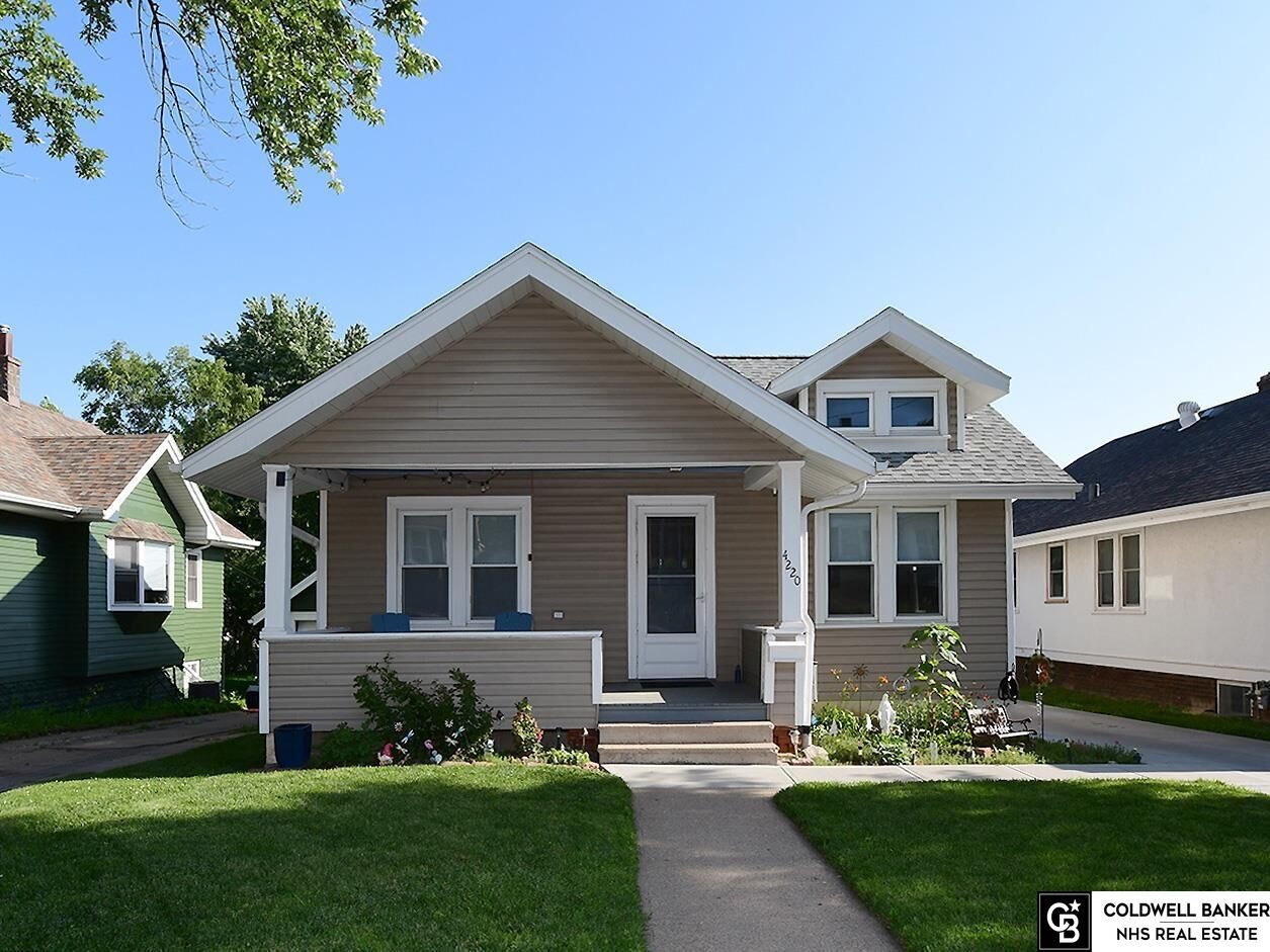Property Photo:  4220 Mason Street  NE 68105 