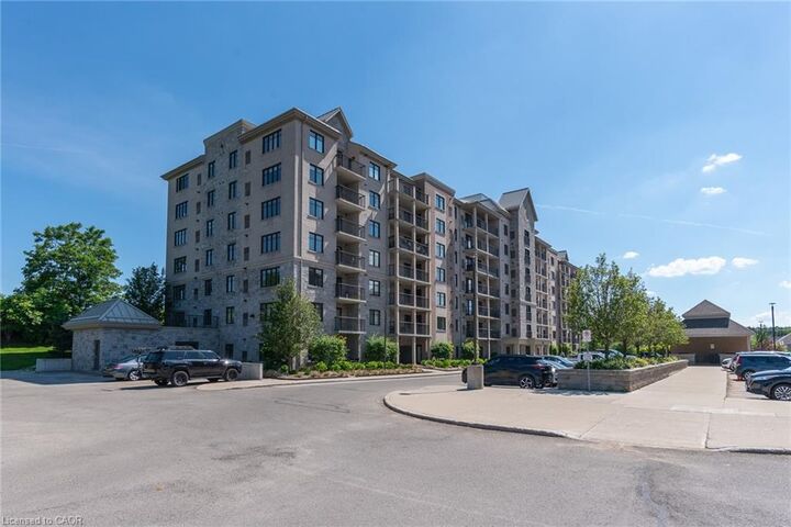 Property Photo: 776 Laurelwood Drive 716 ON N2V 0A8