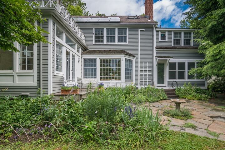 Property Photo:  52 Ward Ave  MA 01060 