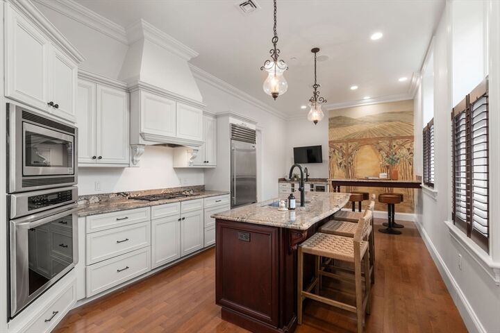 Property Photo: 120 Seaver St E201 MA 02445