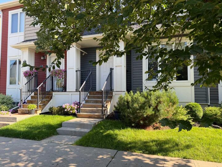 140 Fontaine Crescent 2 — photo 1