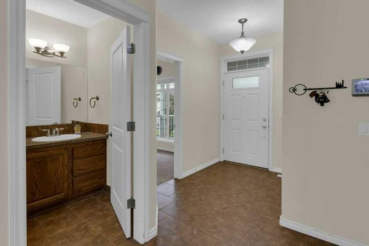 Property Photo: 161 Hillcrest Boulevard AB T1P 0A3