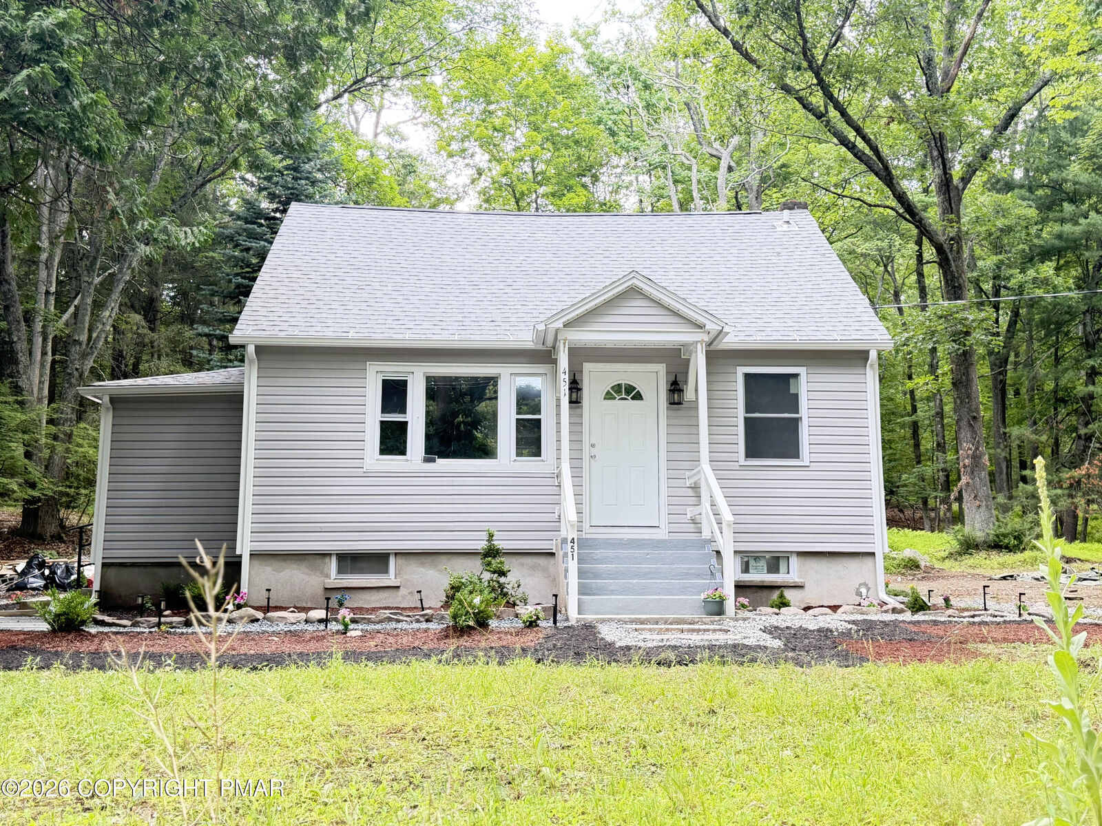 Property Photo:  451 Wooddale Road  PA 18302 