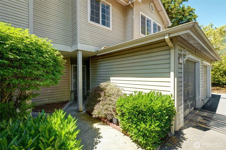 Property Photo: 501 23rd Avenue S C3 WA 98144