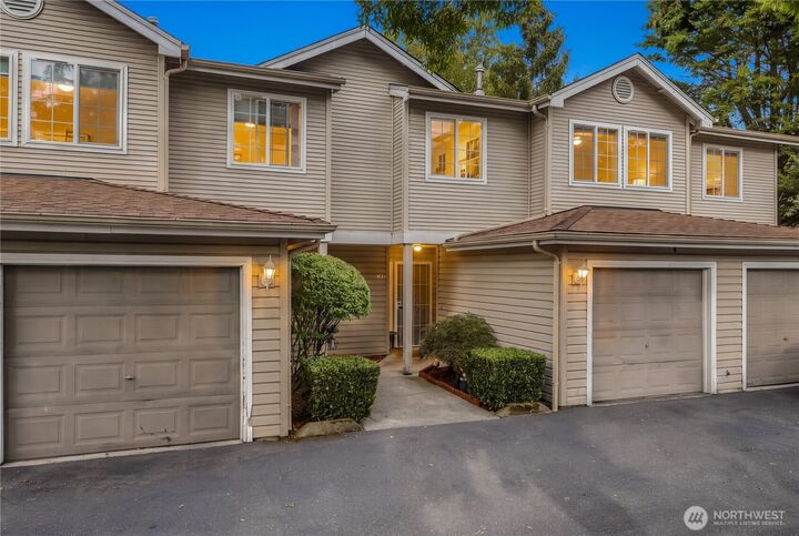 Property Photo:  501  23rd Avenue S C3  WA 98144 