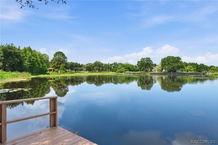 Property Photo: 7741 E Allen Drive FL 34450
