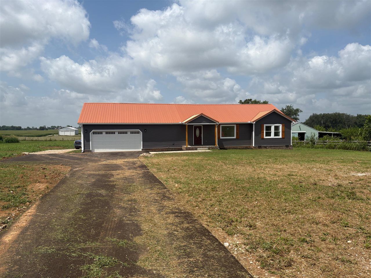 Property Photo: 261 Freeport Road KY 42101