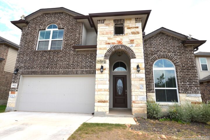 Property Photo: 5922 Akin Pl TX 78261