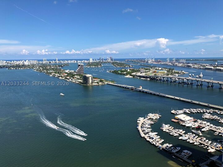 Property Photo:  488 NE 18th St 4403  FL 33132 