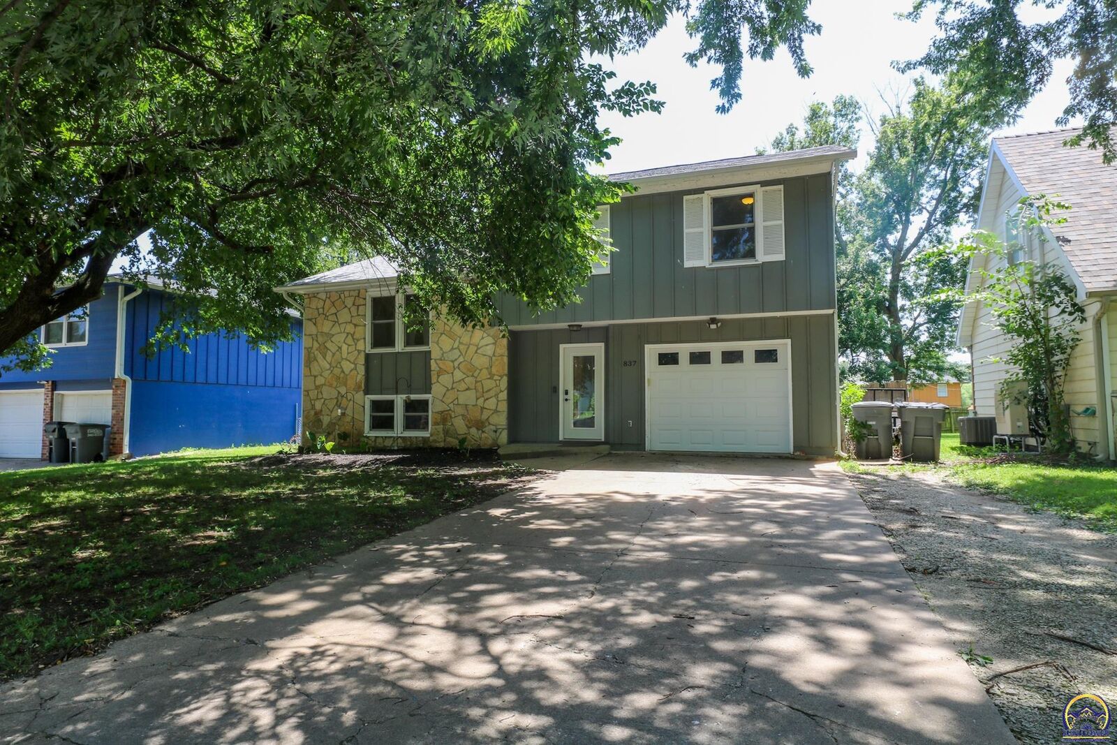 Property Photo:  837 Quail Creek Rd  KS 66801 