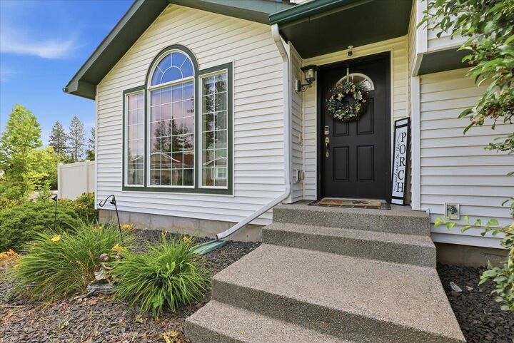Property Photo: 6305 S Tay St WA 99224