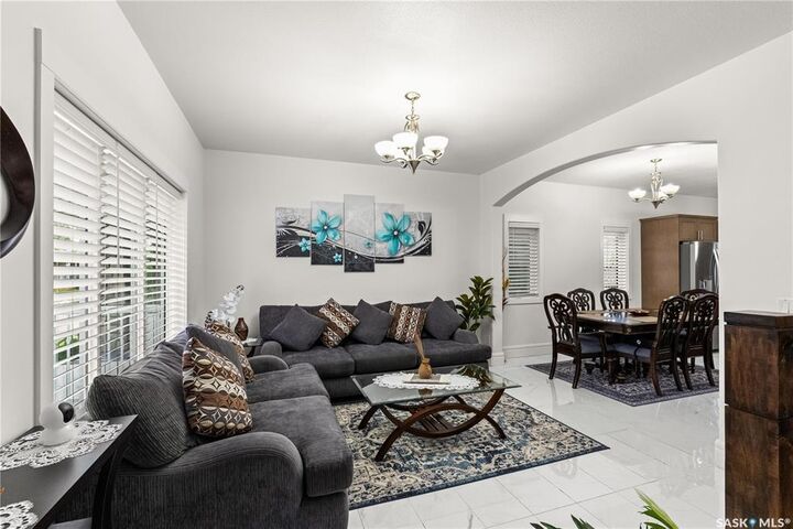 Property Photo:  230 Wyant Lane  SK S7S 1N1 