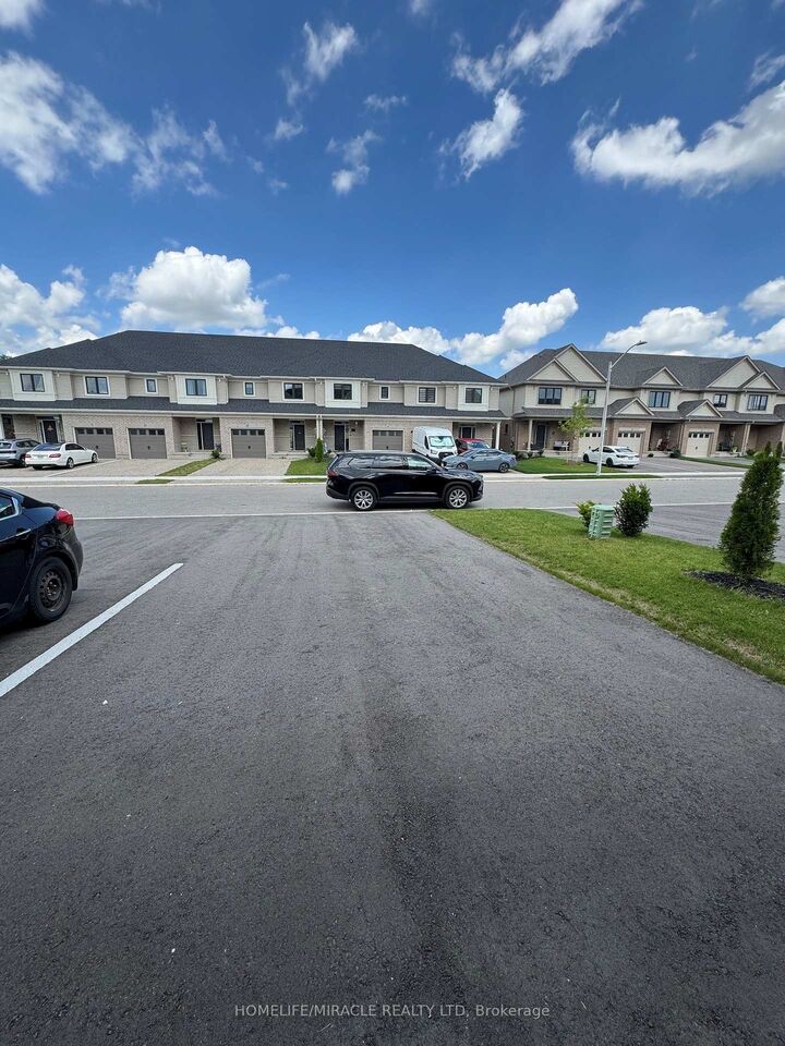 Property Photo: 51 Canary Street ON N4G 0K3