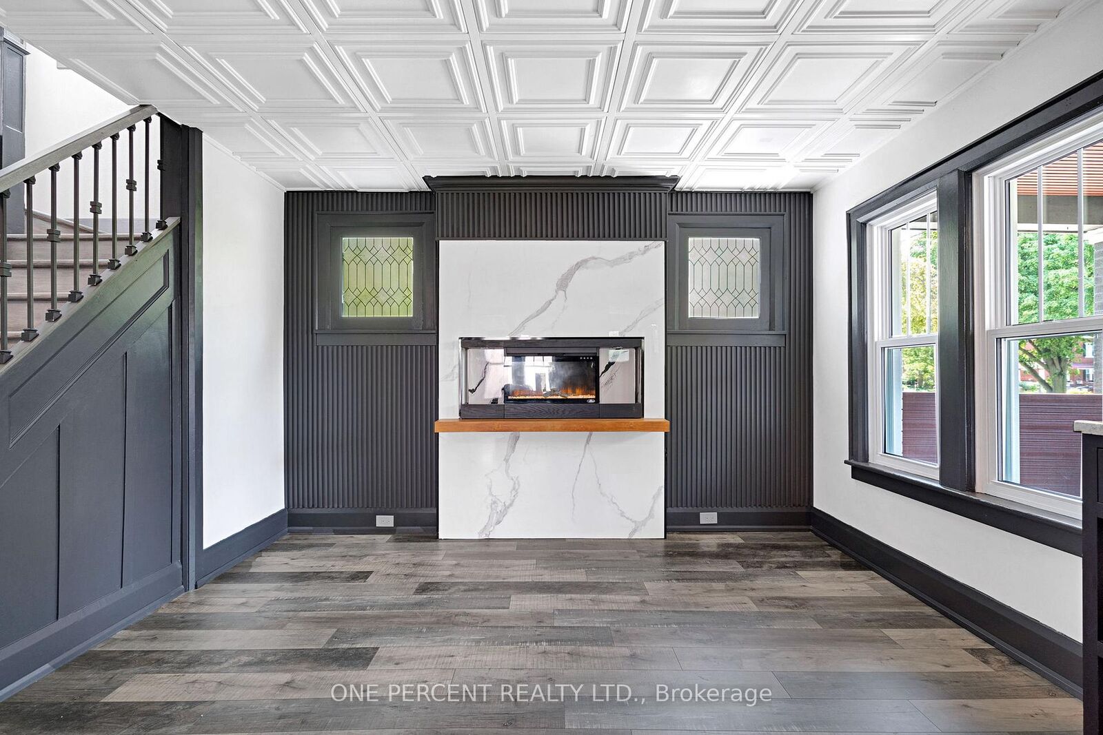 Property Photo:  513 King Street  ON N4S 1M7 