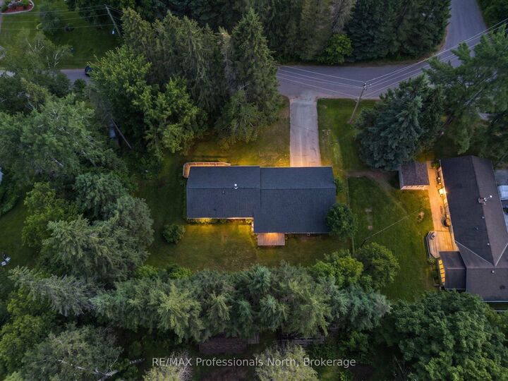 Property Photo: 5 Stouffer Street ON K0M 2K0