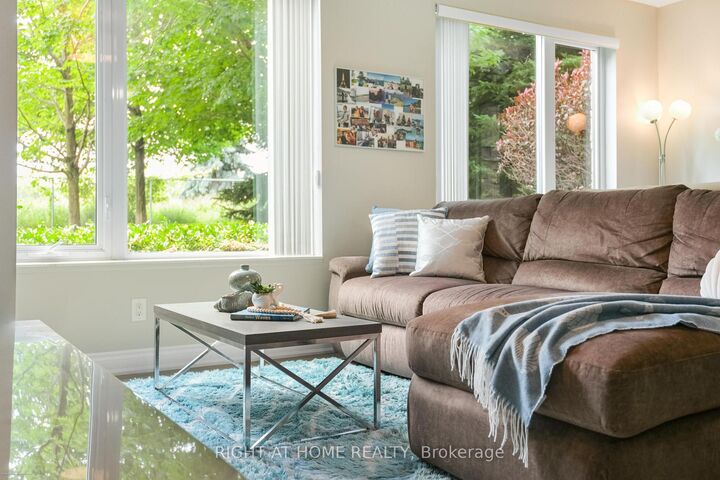 Property Photo:  277 South Park Road 115  ON L3T 0B7 