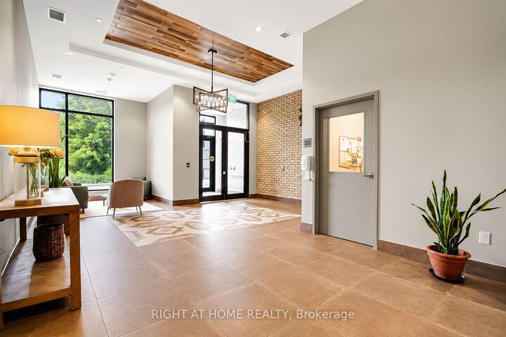 Property Photo:  60 Springhurst Avenue Unit #312  ON K1S 5V7 