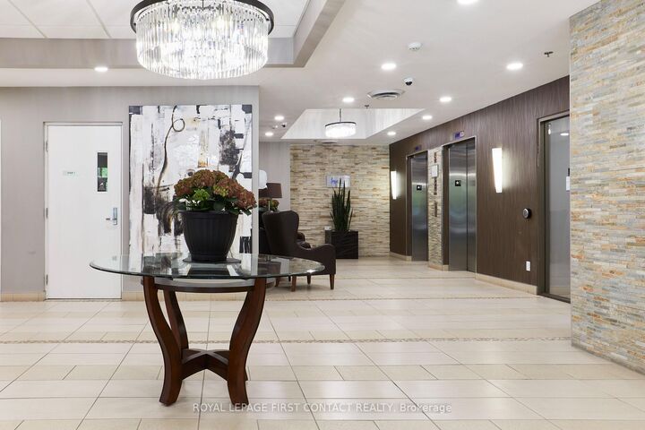 Property Photo: 699 Aberdeen Boulevard 706 ON L4R 5P2