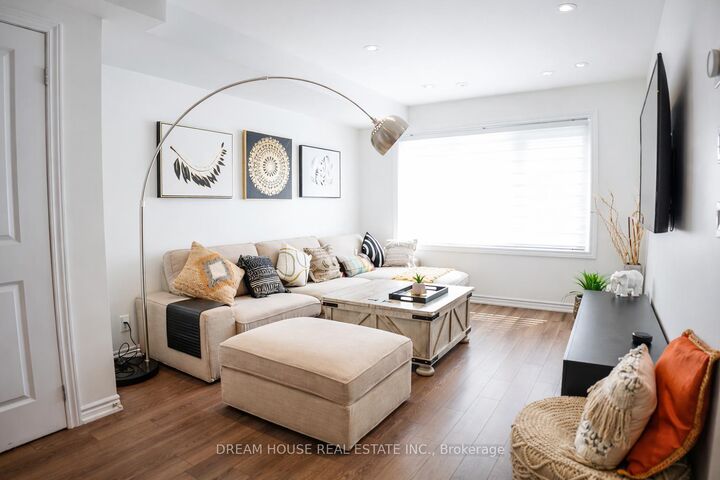 Property Photo:  2500 Hill Rise Court 94  ON L1L 0M6 