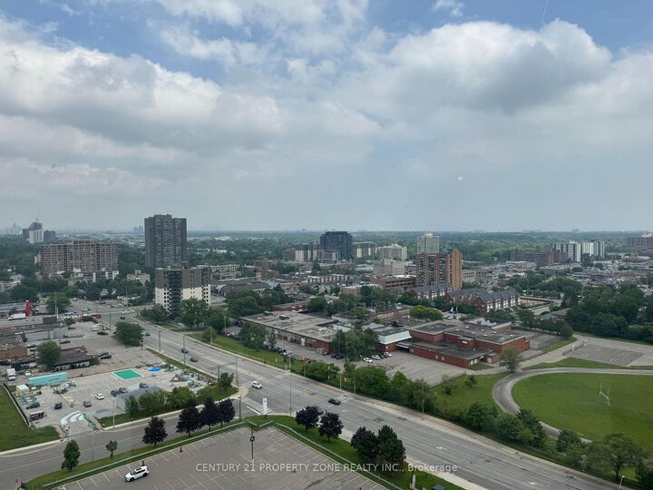 Property Photo:  115 Hillcrest Avenue 2015  ON L5B 3Y9 