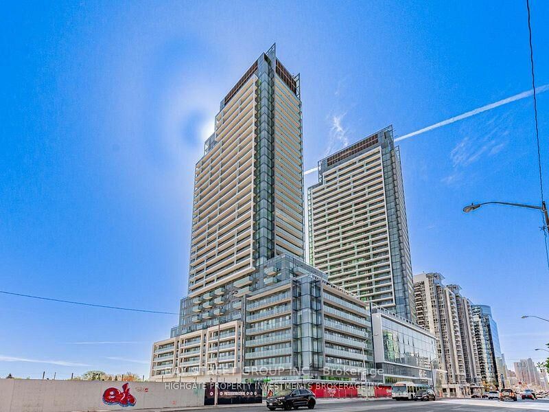 Property Photo:  7 Golden Lion Heights 44  ON M2M 2C1 