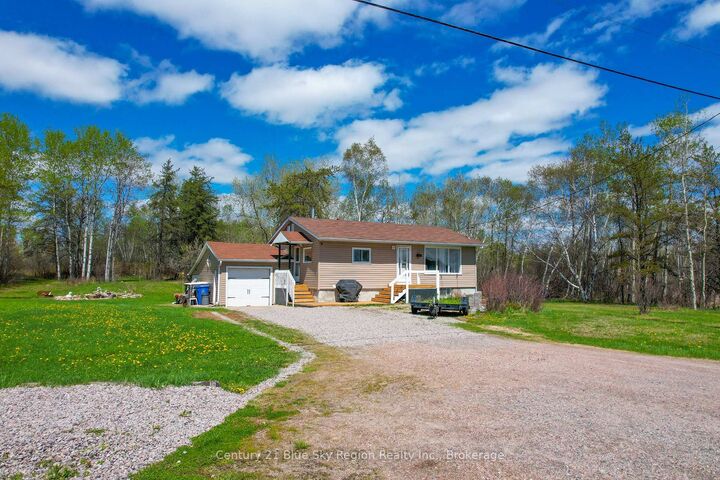 Photo de la propriété:  1742 Highway 17 N/A E  ON P0H 1H0 
