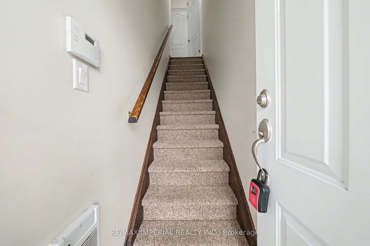Property Photo:  2964 Islington Avenue 2  ON M9L 2K6 