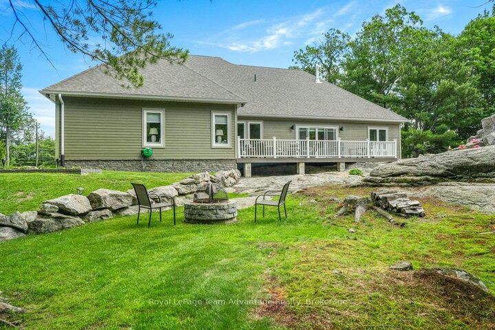 Property Photo: 9 George Hunt Memorial Drive ON P2A 2W9