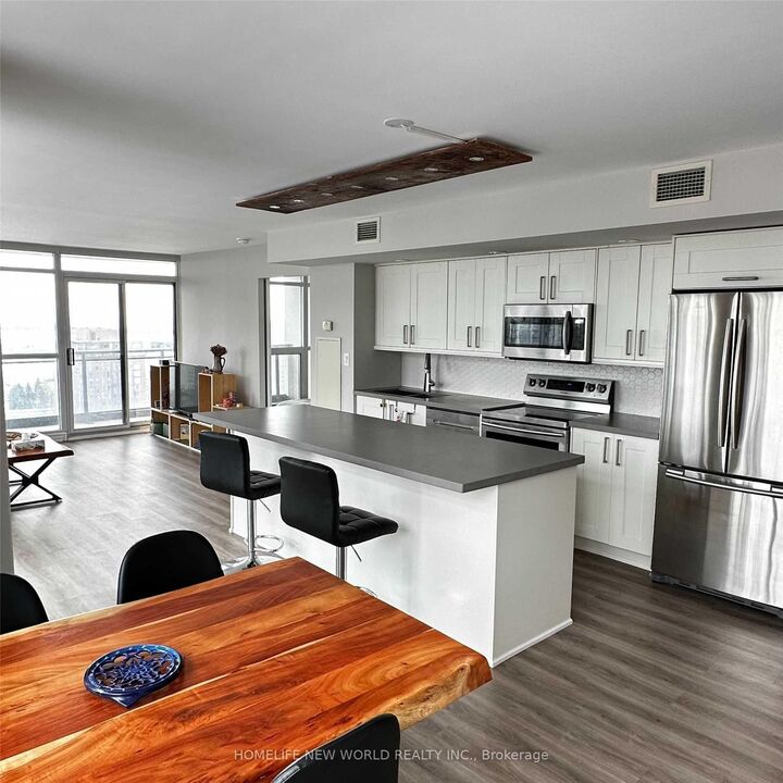 Property Photo:  8 Telegram Mews 1603  ON M5V 3Z5 