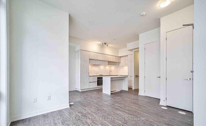 Property Photo:  2 Steckley House Lane 925  ON L4S 0N4 