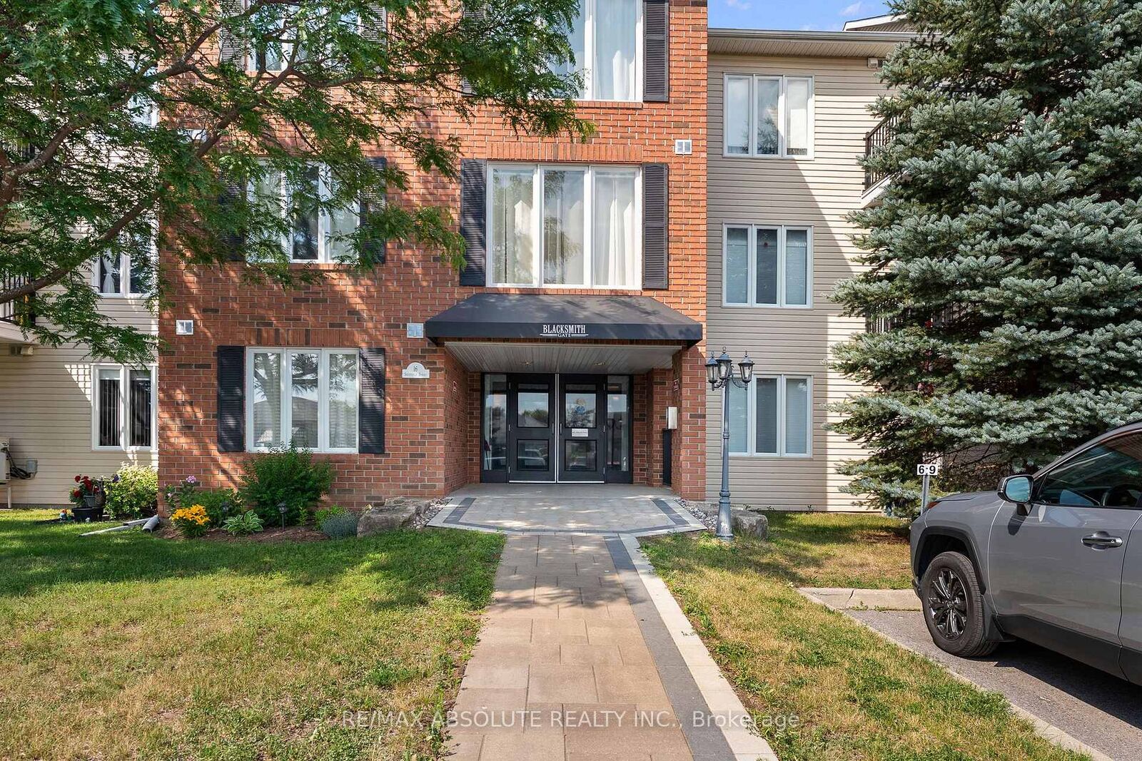 Property Photo: 16 Sheffield Street 107 ON K7S 0A2