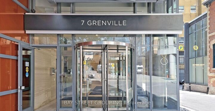 Property Photo: 7 Grenville Street 3211 ON M4Y 0E9