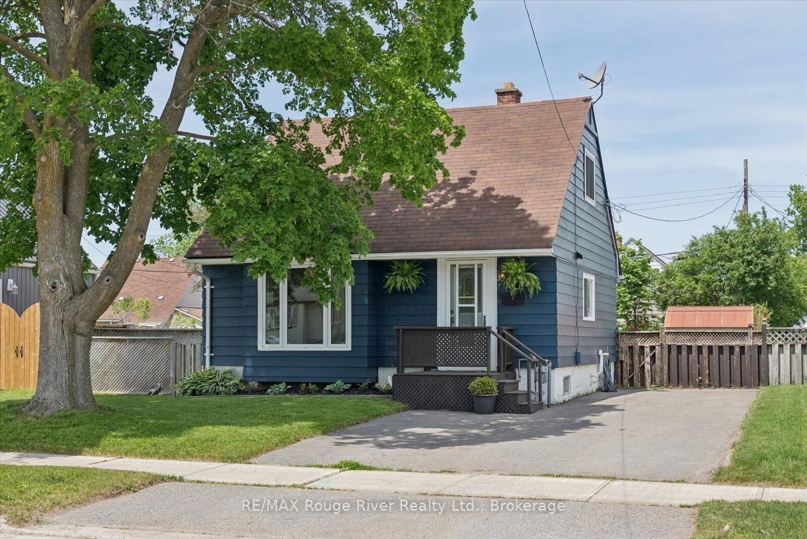 Property Photo:  542 O'Connell Road  ON K9J 4E3 
