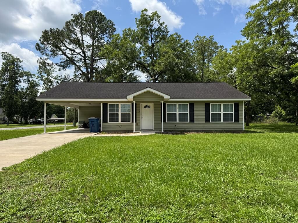 Property Photo:  * 67 Units+ In Waycross &Amp Blackshear 67  GA 31503 