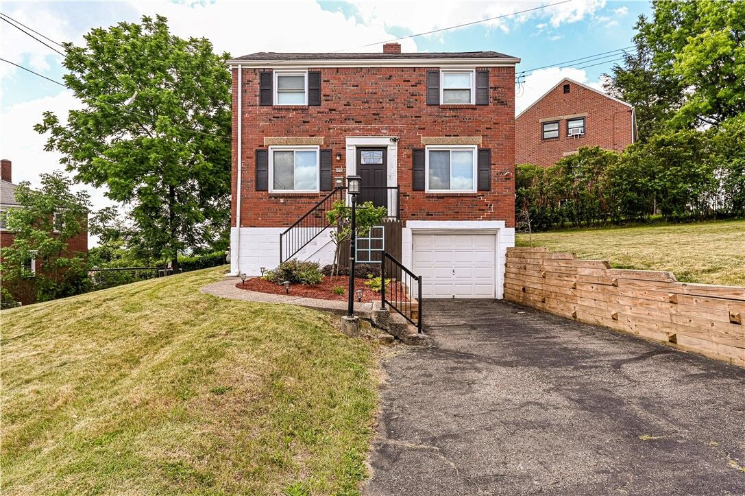 Property Photo: 3773 Rural Ct PA 15221