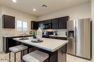 Property Photo:  5520 E Darwin Drive  AZ 85140 