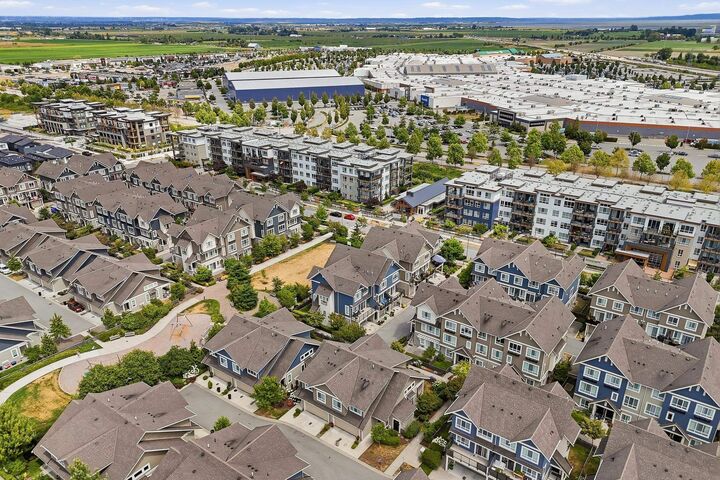 Property Photo:  1816 Osprey Drive 204  BC V4M 0B8 
