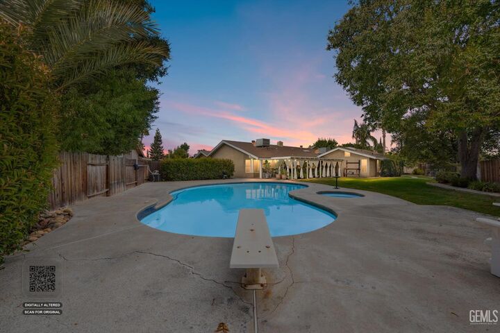 Property Photo: 7221 Durango Way CA 93309