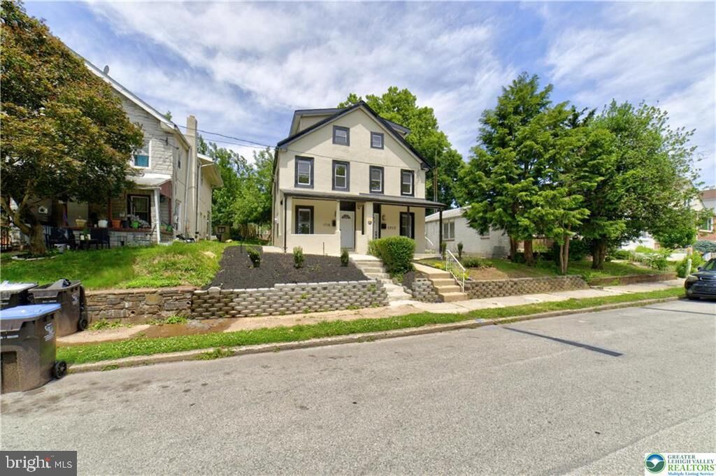 Property Photo:  1715 Willow Street  PA 19401 