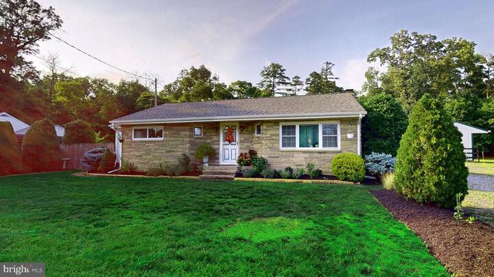 Property Photo:  143 W Hampton Street  NJ 08068 